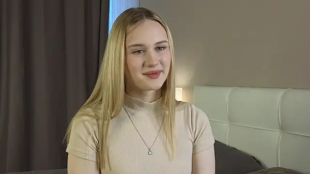 DanikaGudinas Chat XXX in diretta