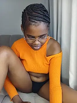 Chat XXX en directo de softglamqueen