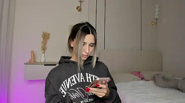 Hoshinosi Adlı Modelin Canlı XXX Sohbeti