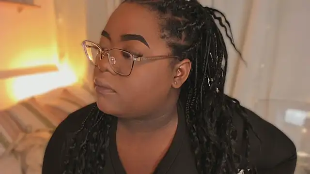 Ayanaa_Ebony_ 라이브 XXX 채팅
