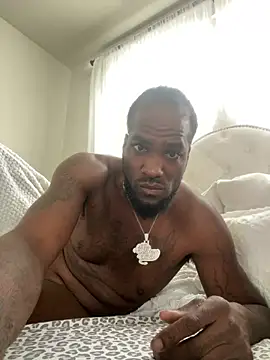 Biglongthickman69 网络视讯表演