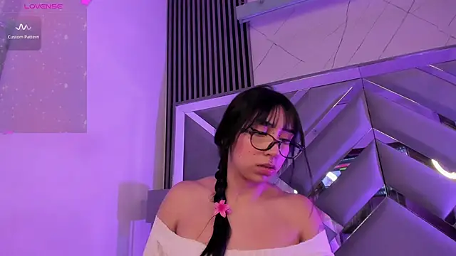 ByVanessa Chat XXX in diretta