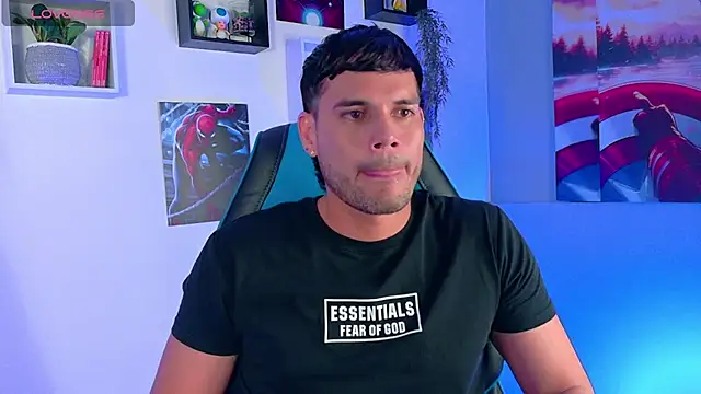 santiago_santiin Webbikameraesitys