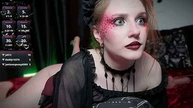 Show modela EllieMori_ na web-kameri