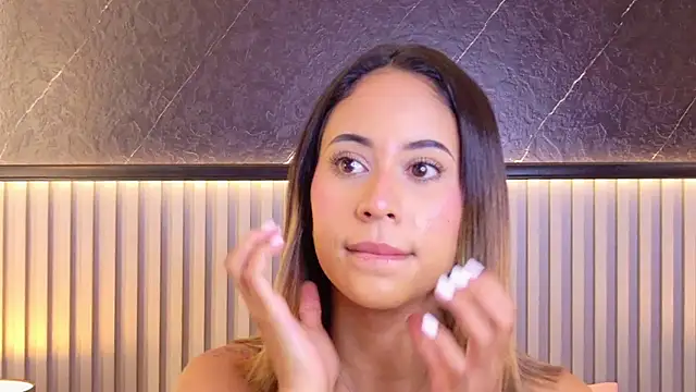 Chat XXX ao vivo de Liashelby
