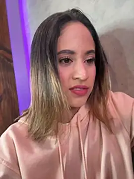 Liashelby Chat XXX live