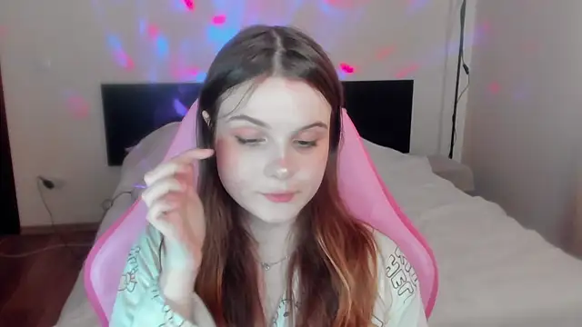 Soft_Lullu Webcam Show