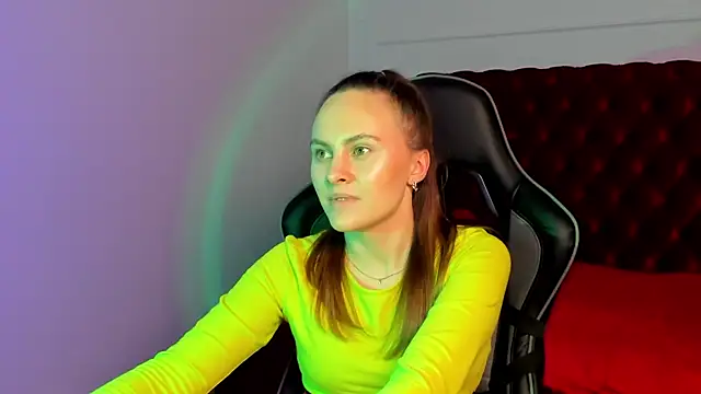 LumeriSoren's Live XXX Chat