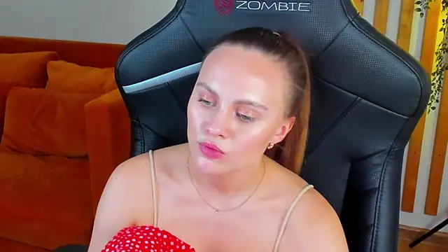 Chat XXX en directo de LumeriSoren