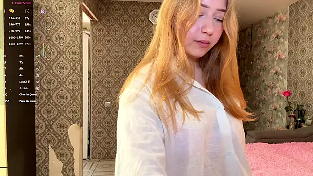 LunaHart7 Adlı Modelin Canlı XXX Sohbeti
