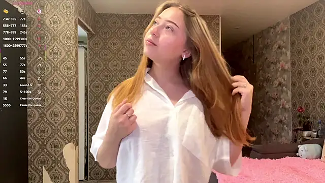 LunaHart7 webkamerás műsora
