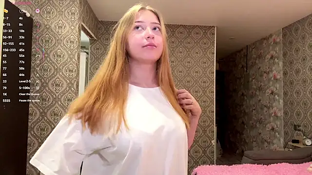 XXX chat uživo modela LunaHart7