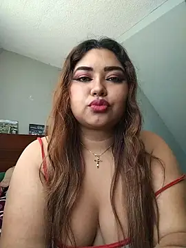 CurvyLolaX Live XXX-Chat
