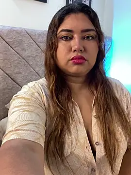 CurvyLolaX Webcam-Show
