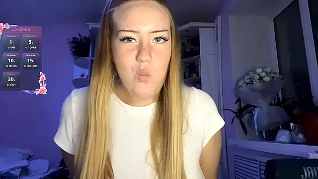 Lisi_Kiss_'s Live XXX Chat