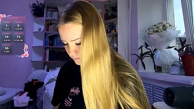 Lisi_Kiss_'s Live XXX Chat
