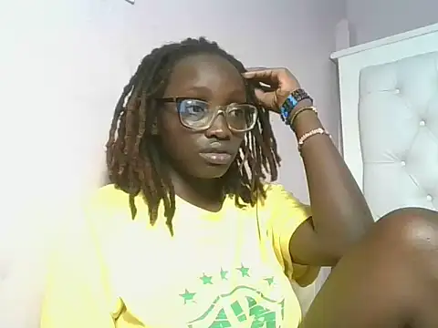 Chatroom XXX en direct de SexyAry
