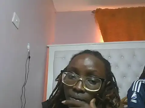 Chat +18 de SexyAry ao vivo