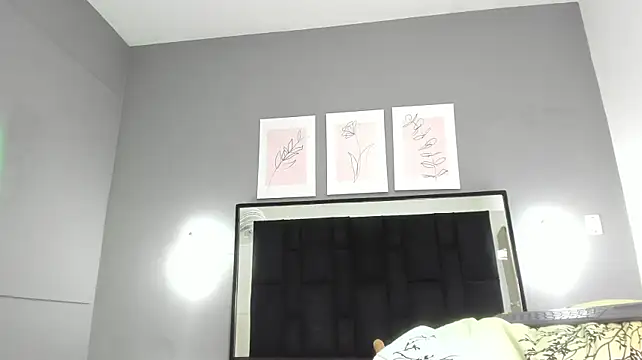 zoe_curvyy's Live XXX Chat
