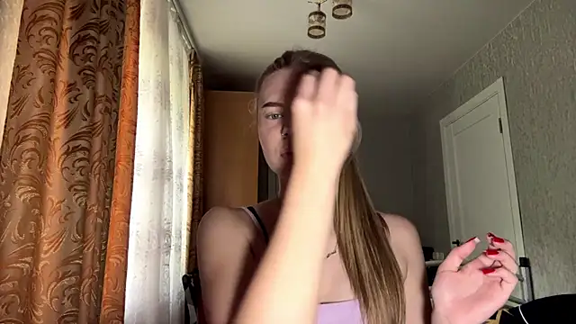 HoneysPiee Webcam-Show