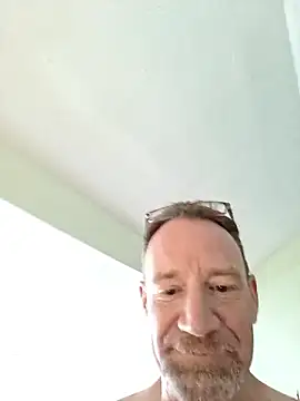 grosslotion's Webcam Show