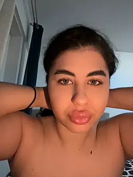 DaianaKimberly Pertunjukan Webcam