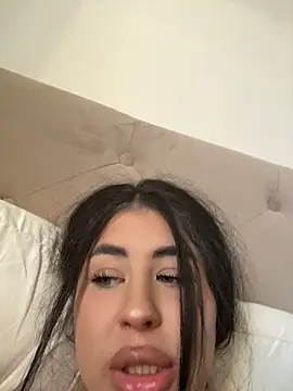 DaianaKimberly Webcam show