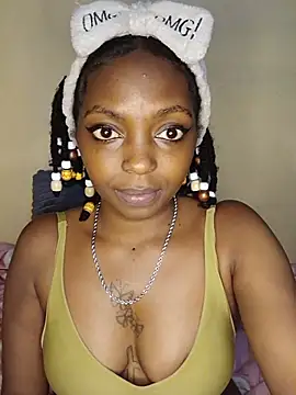 Petite_Ciri's Live Chat Room