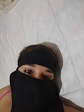 Laty_123 Adlı Modelin Web Kamerası Şovu