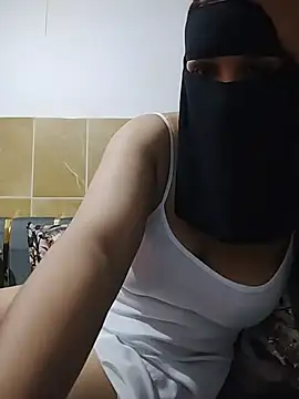 Laty_123 Adlı Modelin Web Kamerası Şovu
