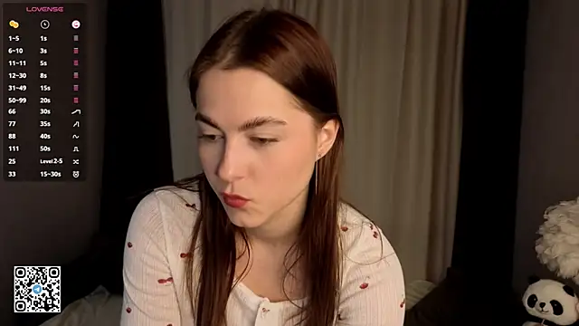 CarolannMirjah live XXX chat