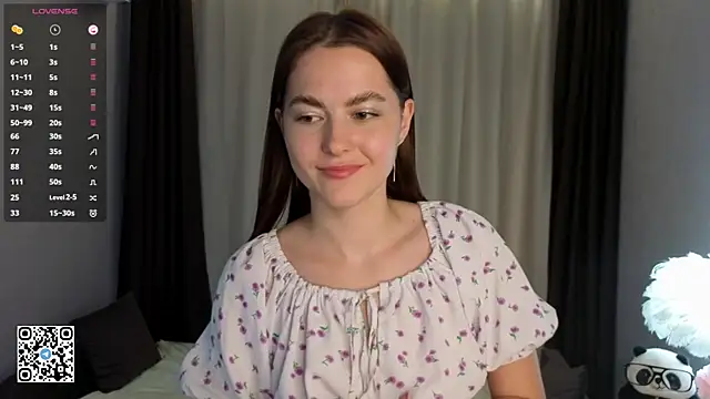 Chat +18 de CarolannMirjah ao vivo