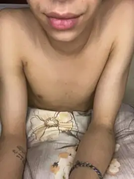 nour-gay Pertunjukan Webcam