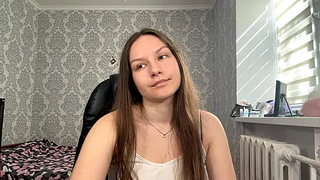 ShaylaChong: онлайн-секс-чат