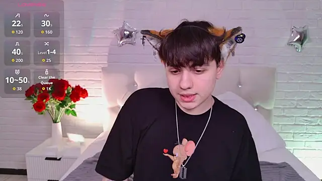 FetishFox webcam show