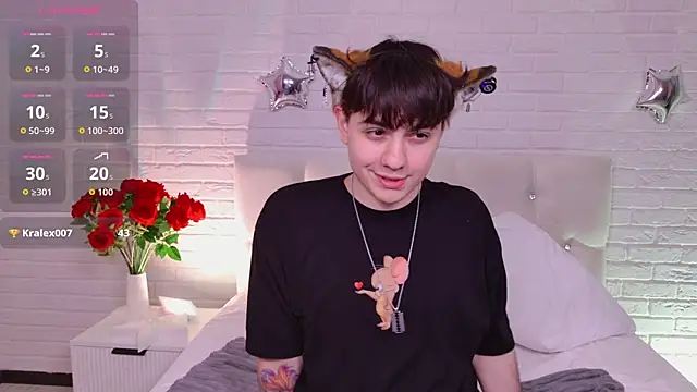 FetishFox: вебкам-шоу