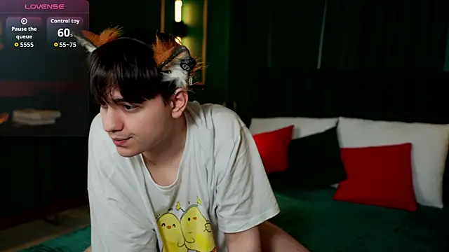 הופעת וובקאם של FetishFox