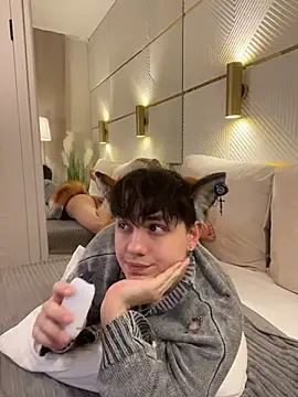 FetishFox webcam show