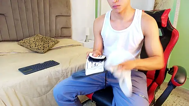 zam_noirn Webbikameraesitys