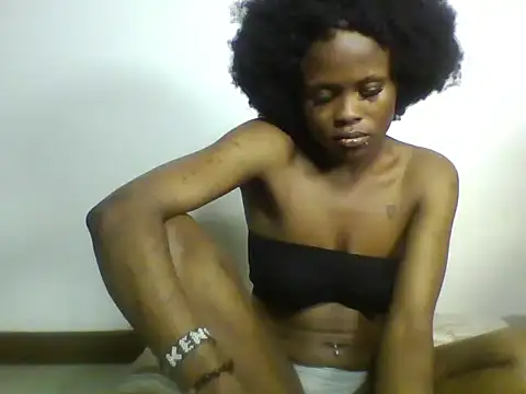 Candysleek_petite Adlı Modelin Canlı XXX Sohbeti