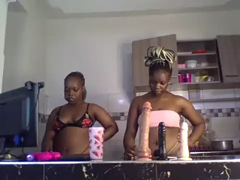 sexybaddies20 Adlı Modelin Web Kamerası Şovu