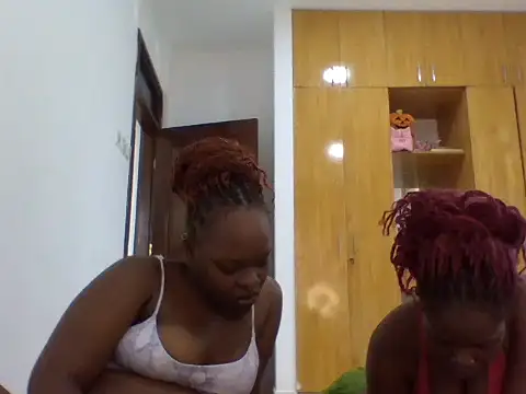 Show de sexybaddies20 na webcam