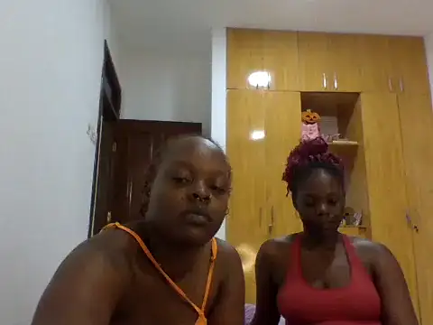 sexybaddies20 Webcam-Show
