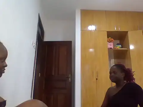 sexybaddies20 Show in webcam