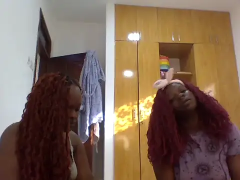 sexybaddies20 Webcam-Show