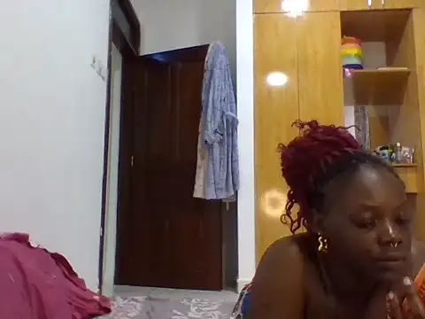 sexybaddies20 Webcamshow