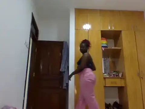 sexybaddies20 Show in webcam