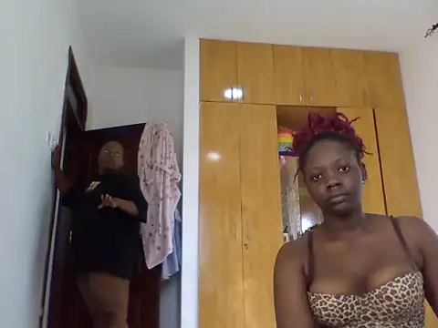 Show Webcam de sexybaddies20