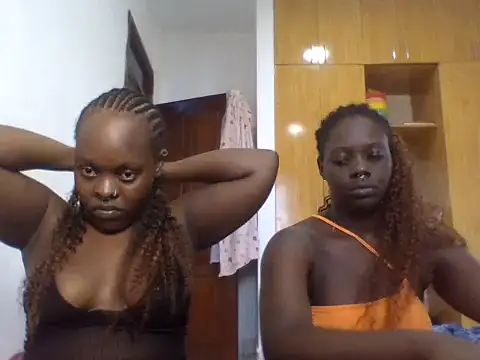 sexybaddies20's Webcam Show