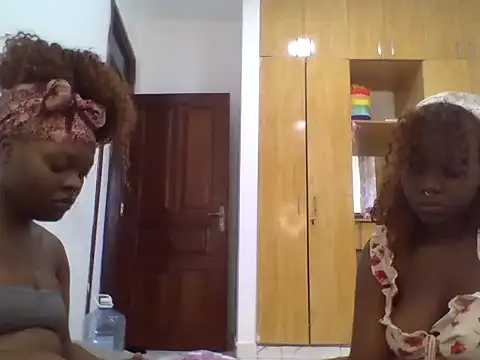 sexybaddies20 Pertunjukan Webcam